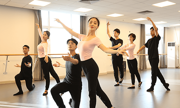 昌南音乐艺考学校