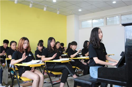 昌南音乐艺考学校