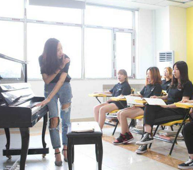 昌南音乐艺考学校